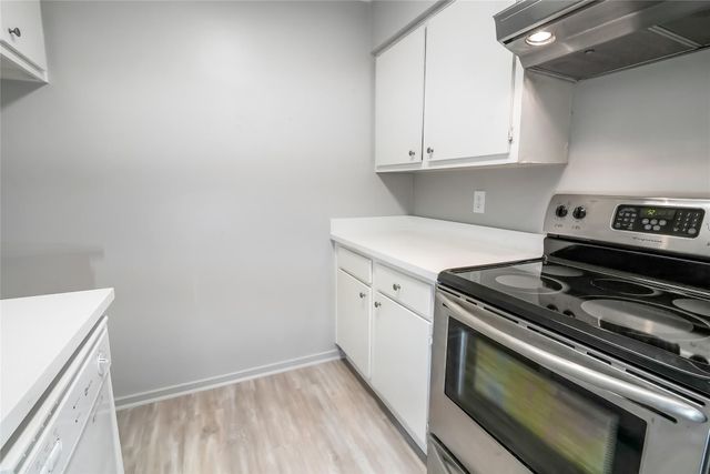 1100 Augusta Drive 7, Houston, TX 77057