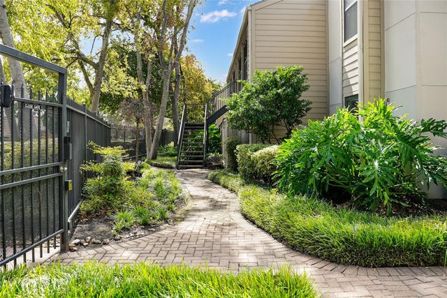 1100 Augusta Drive 7, Houston, TX 77057