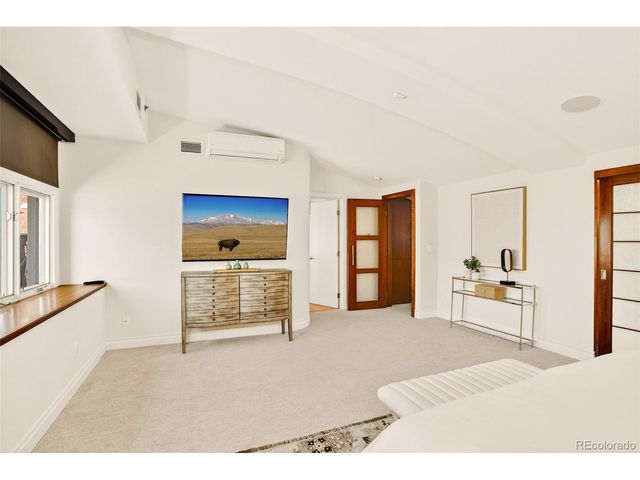 1735 19th St 7B, Denver, CO 80202