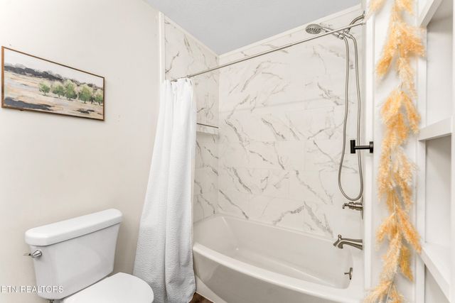 2647 May Ave, Maryville, TN 37804