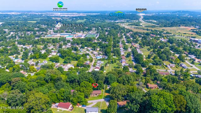 2647 May Ave, Maryville, TN 37804