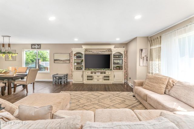 2647 May Ave, Maryville, TN 37804