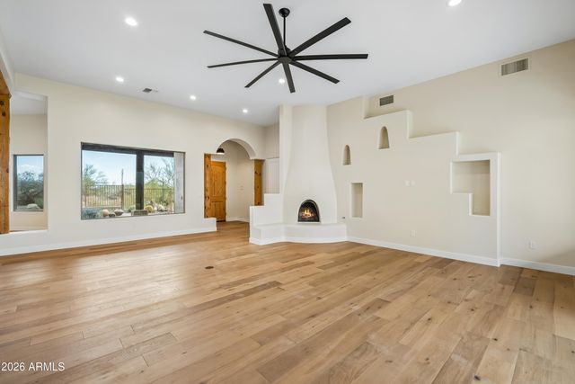 45214 N 15TH Way, New River, AZ 85087