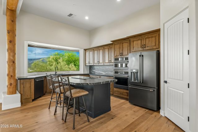 45214 N 15TH Way, New River, AZ 85087