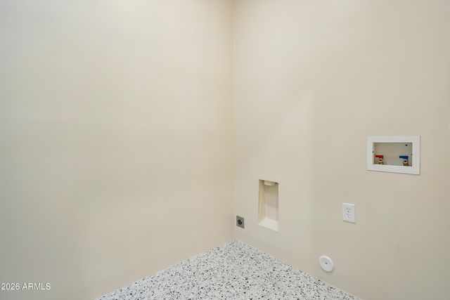 45214 N 15TH Way, New River, AZ 85087