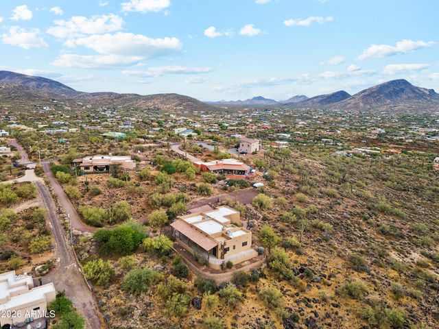 45214 N 15TH Way, New River, AZ 85087