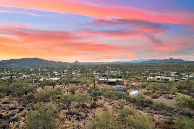 45214 N 15TH Way, New River, AZ 85087