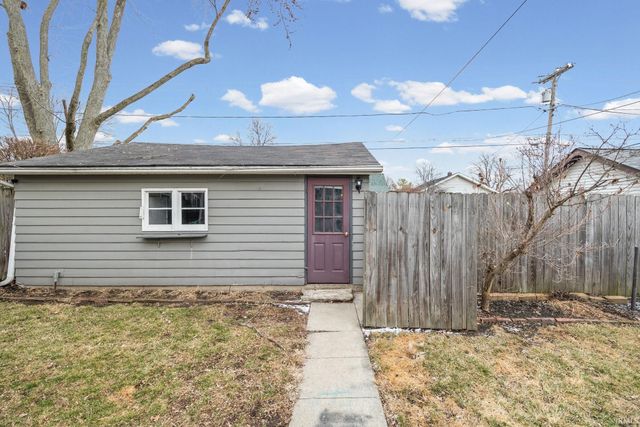 621 S 26th Street, Lafayette, IN 47904