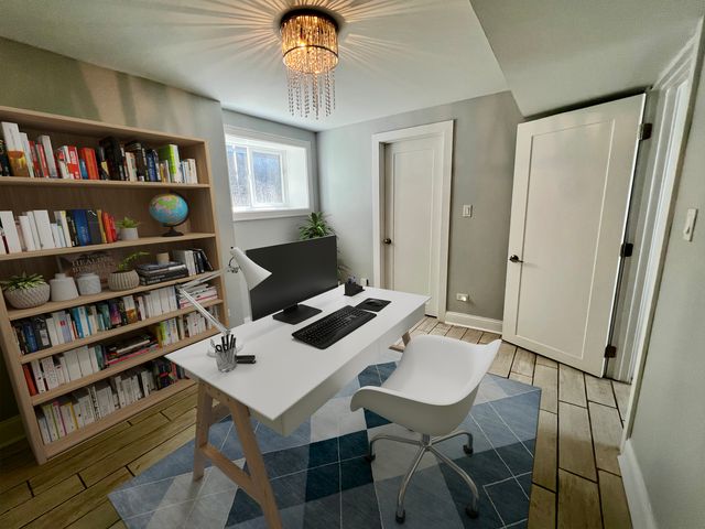 6351 S Evans Avenue, Chicago, IL 60637
