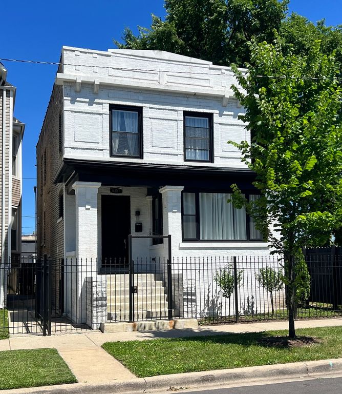6351 S Evans Avenue, Chicago, IL 60637