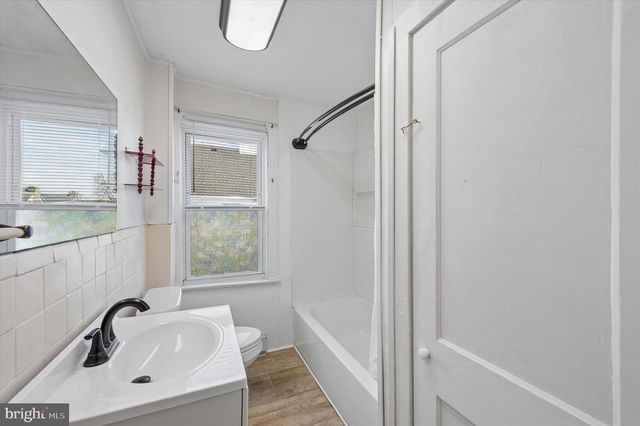 7403 MILLER AVE, Upper Darby, PA 19082