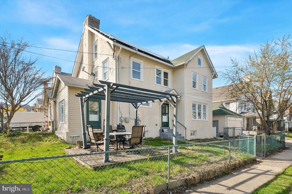 7403 MILLER AVE, Upper Darby, PA 19082