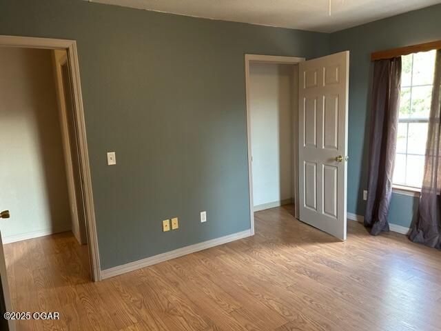 6045 Route K, Pineville, MO 64856