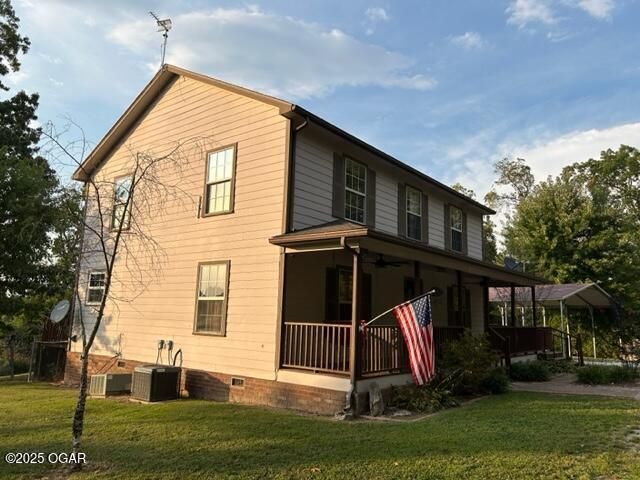 6045 Route K, Pineville, MO 64856