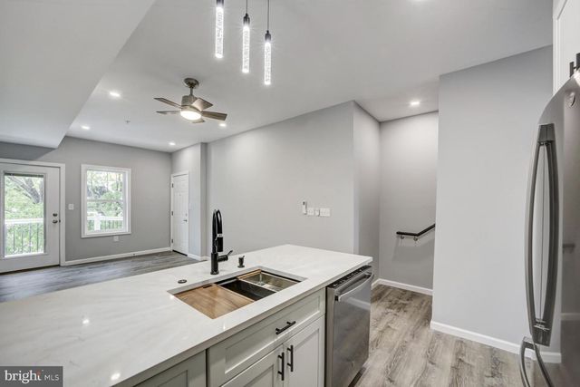 832 19TH ST NE #C, Washington, DC 20002