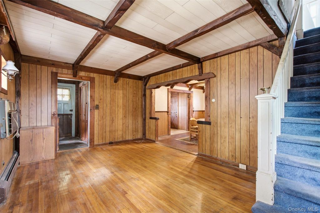 36 Cornell Street, Williston Park, NY 11596 — photo 5