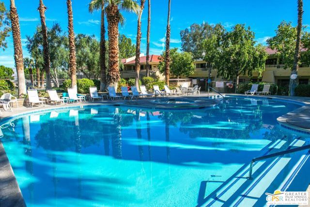 675 N Los Felices Circle J-202, Palm Springs, CA 92262