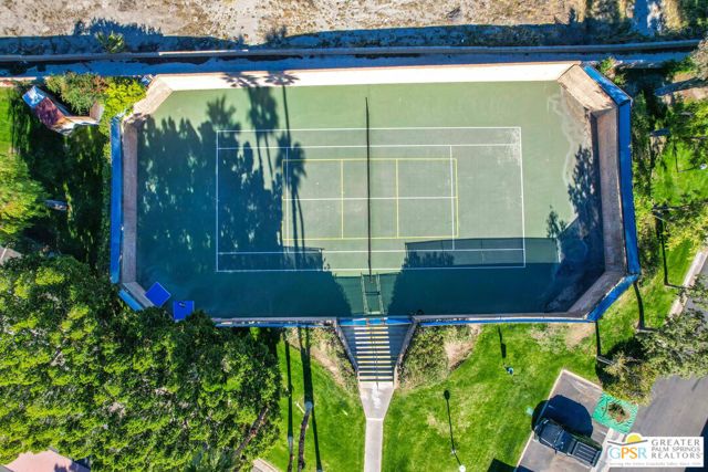 675 N Los Felices Circle J-202, Palm Springs, CA 92262
