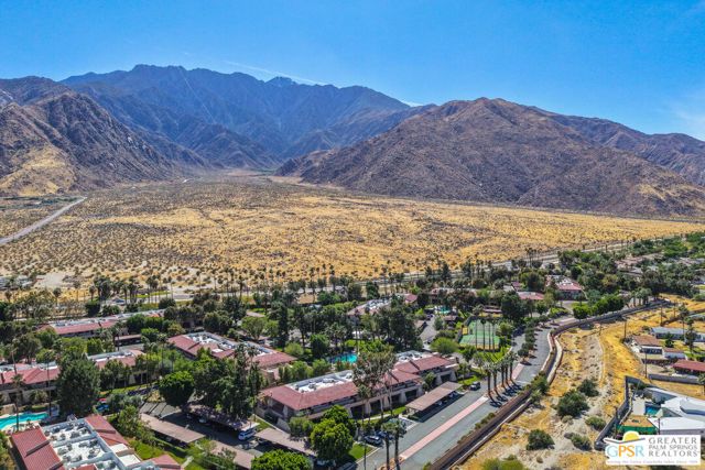 675 N Los Felices Circle J-202, Palm Springs, CA 92262