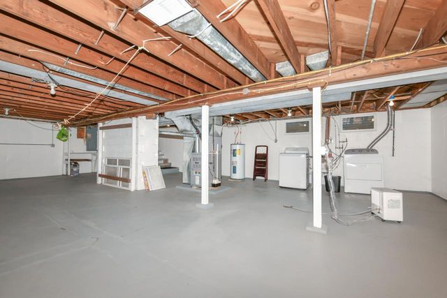 28 N Spencer STREET, Elkhorn, WI 53121