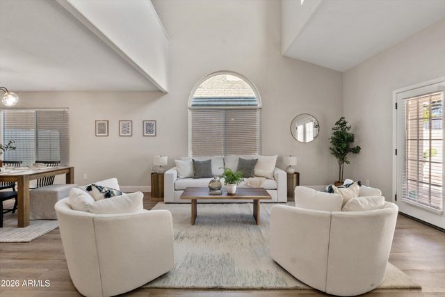 19813 N 76TH Avenue, Glendale, AZ 85308