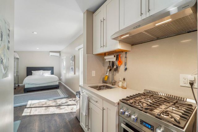 1662 14th Street, Oakland, CA 94607