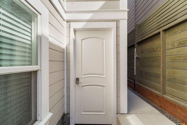 1662 14th Street, Oakland, CA 94607