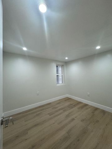 1662 14th Street, Oakland, CA 94607