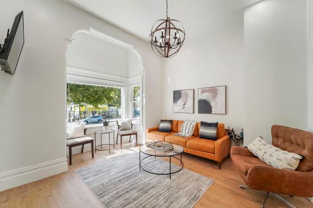 1662 14th Street, Oakland, CA 94607