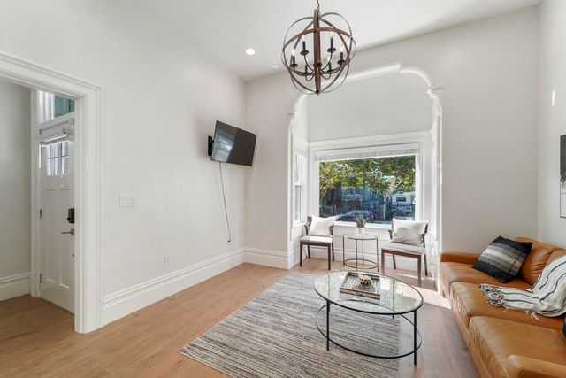 1662 14th Street, Oakland, CA 94607