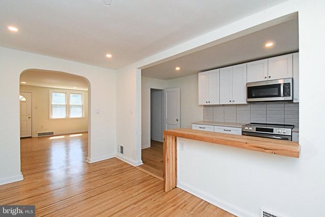 2219 ARDMORE AVE, Drexel Hill, PA 19026