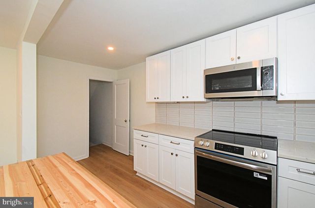 2219 ARDMORE AVE, Drexel Hill, PA 19026