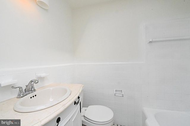 2219 ARDMORE AVE, Drexel Hill, PA 19026