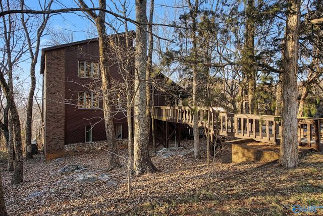 1522 Chandler Road SE, Huntsville, AL 35801