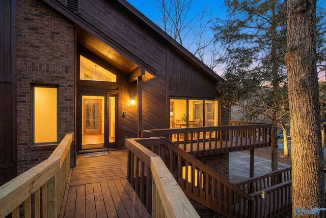 1522 Chandler Road SE, Huntsville, AL 35801