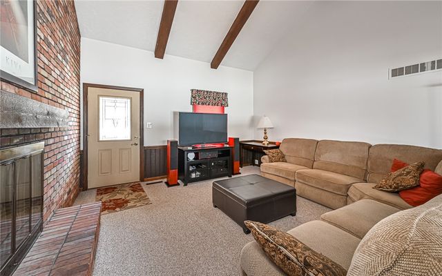 656 Bairdford Rd, West Deer, PA 15044