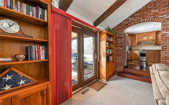 656 Bairdford Rd, West Deer, PA 15044