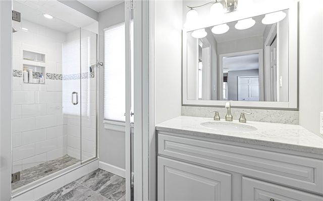 656 Bairdford Rd, West Deer, PA 15044