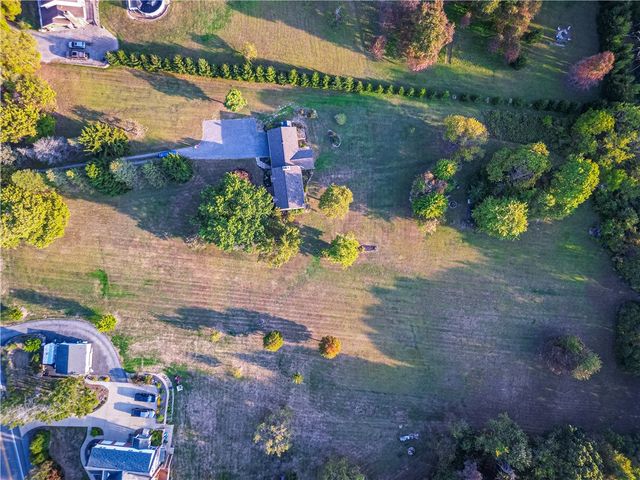 656 Bairdford Rd, West Deer, PA 15044