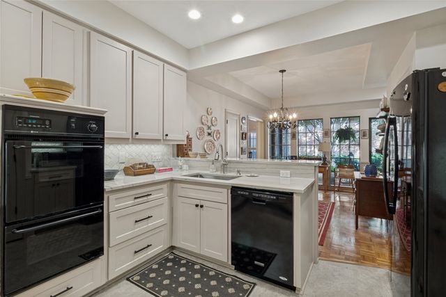 7215 Lane Park Drive, Dallas, TX 75225