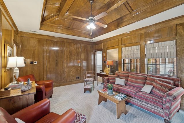 7215 Lane Park Drive, Dallas, TX 75225