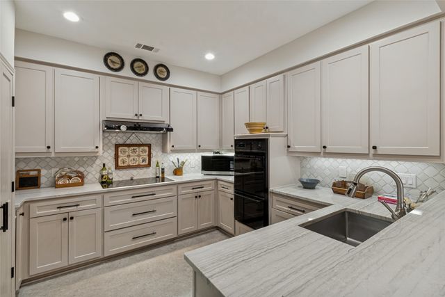 7215 Lane Park Drive, Dallas, TX 75225