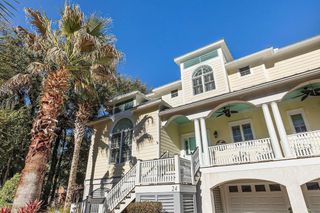 24 31st Avenue, Isle Of Palms, SC 29451