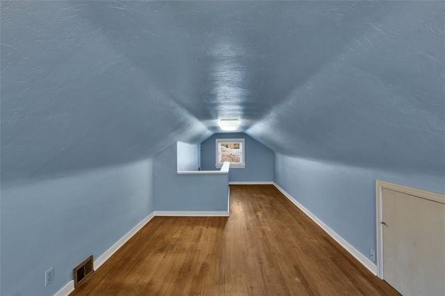 180 Bonnie View Dr, Pine Twp, PA 15090