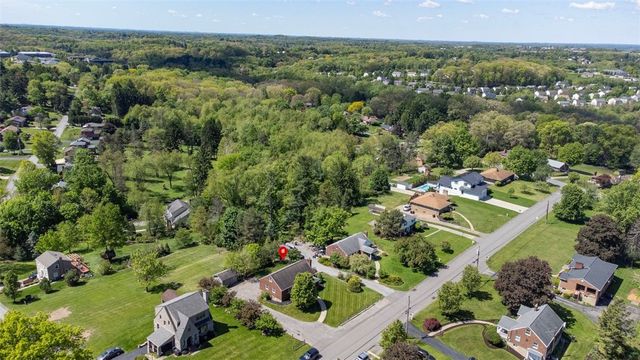 180 Bonnie View Dr, Pine Twp, PA 15090