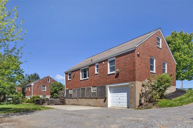 180 Bonnie View Dr, Pine Twp, PA 15090