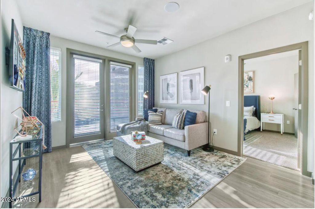 3601 N CENTRAL Avenue B1, Phoenix, AZ 85012