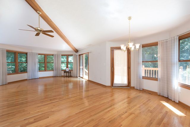 1417 April Lane, Winthrop Harbor, IL 60096