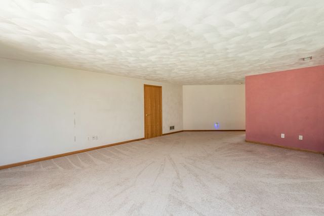1417 April Lane, Winthrop Harbor, IL 60096