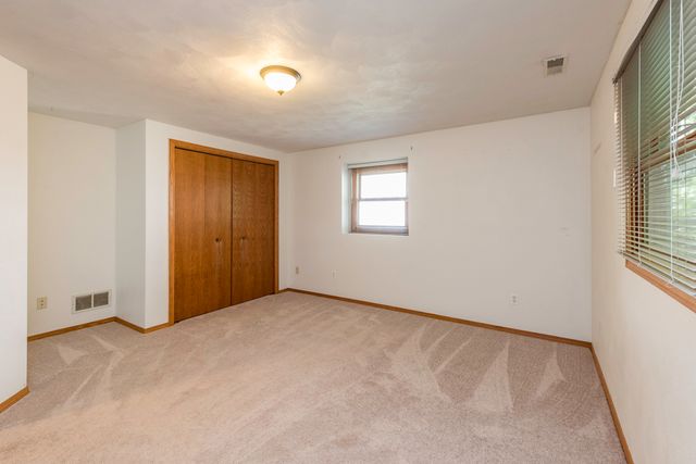 1417 April Lane, Winthrop Harbor, IL 60096